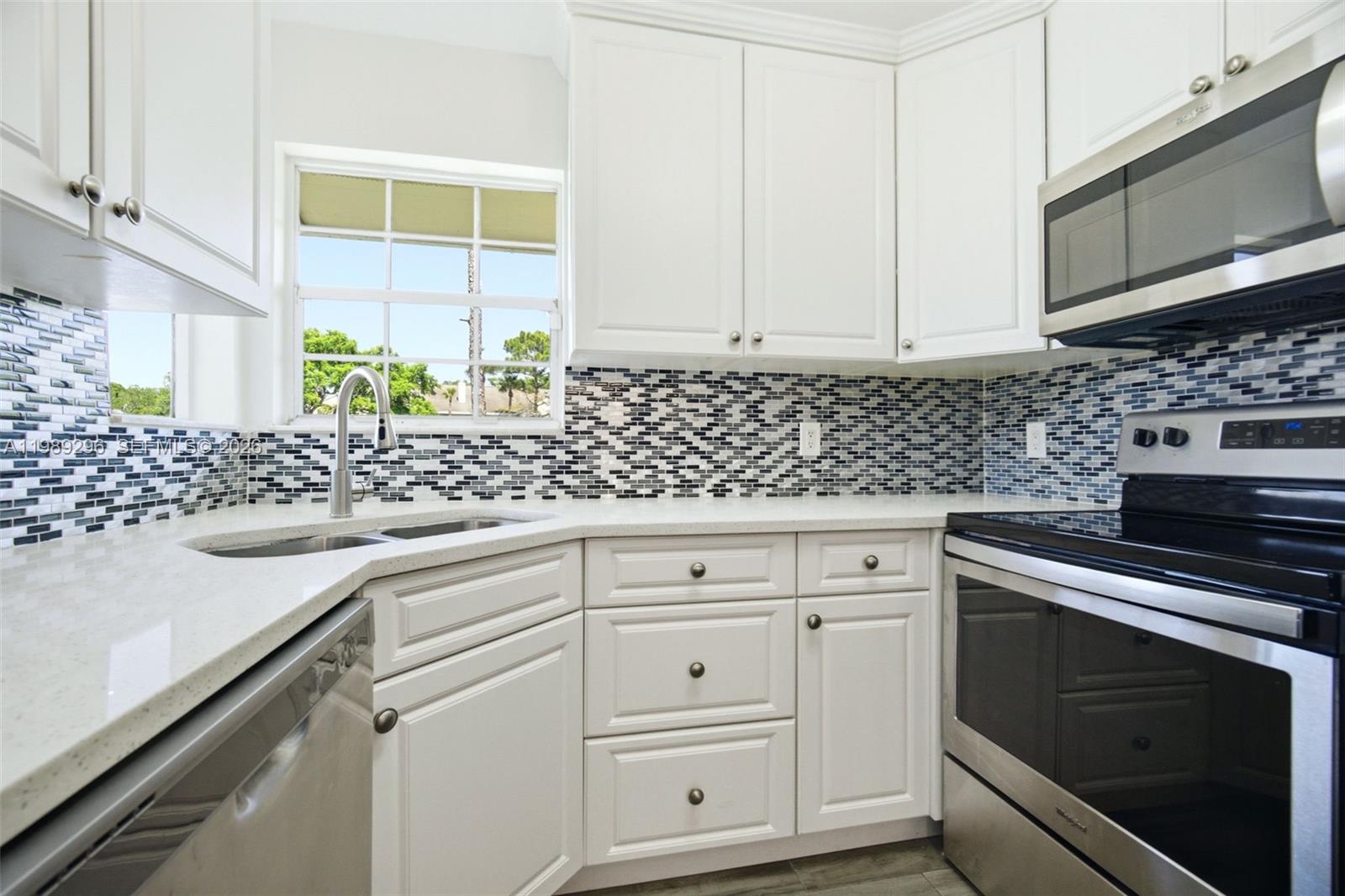 ROCK ISLAND LAND CORP - Residential