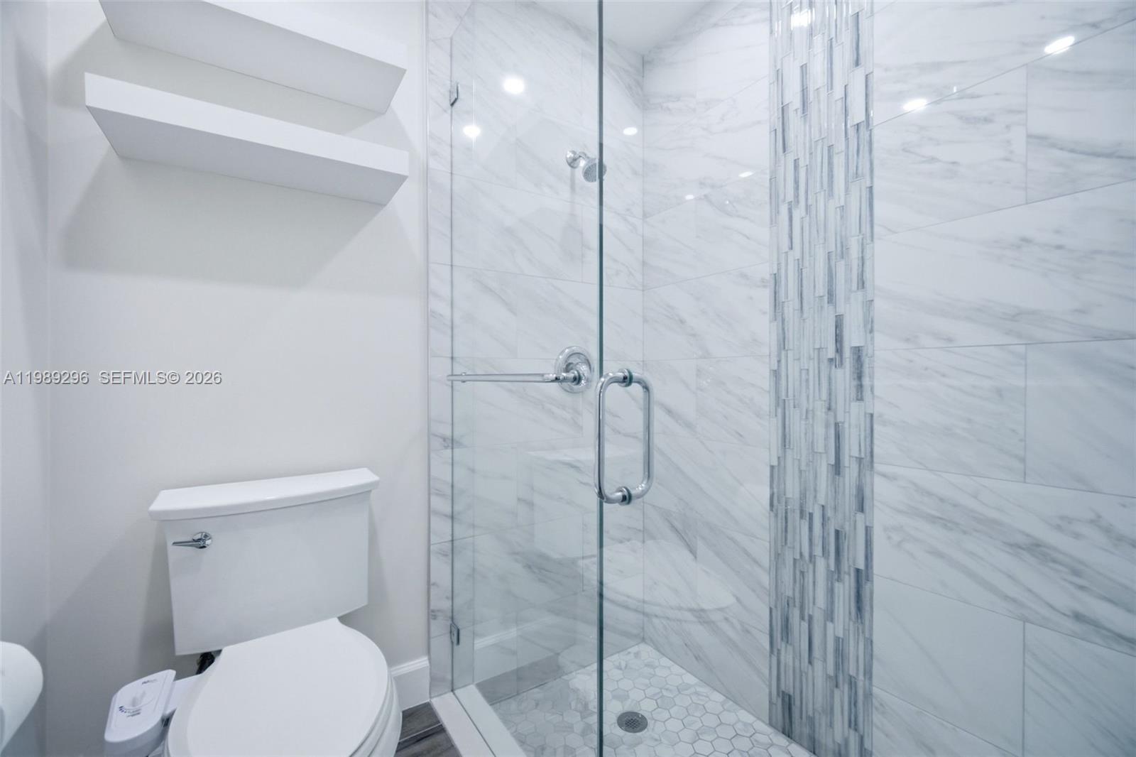 ROCK ISLAND LAND CORP - Residential