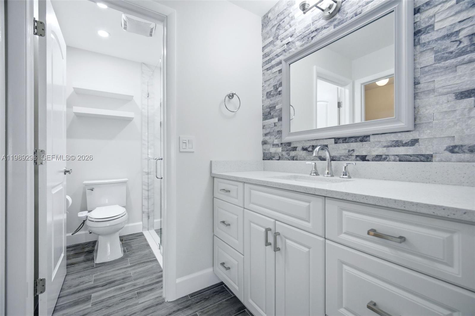 ROCK ISLAND LAND CORP - Residential