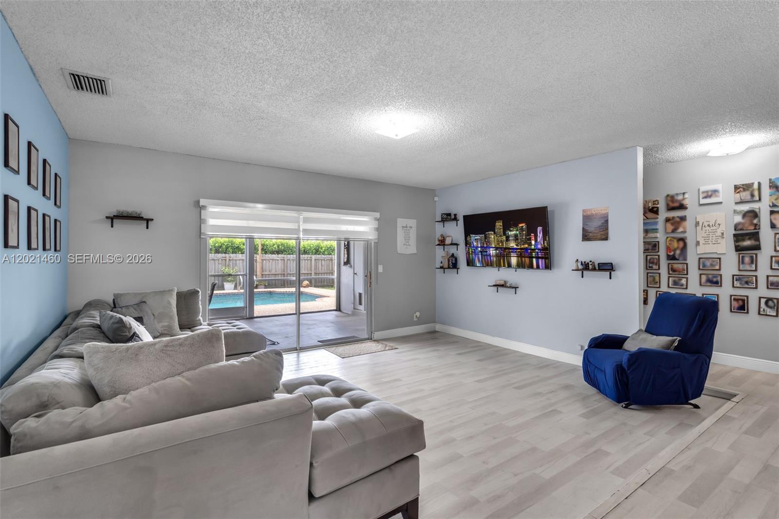 ORIOLE MARGATE SEC 6 - Residential