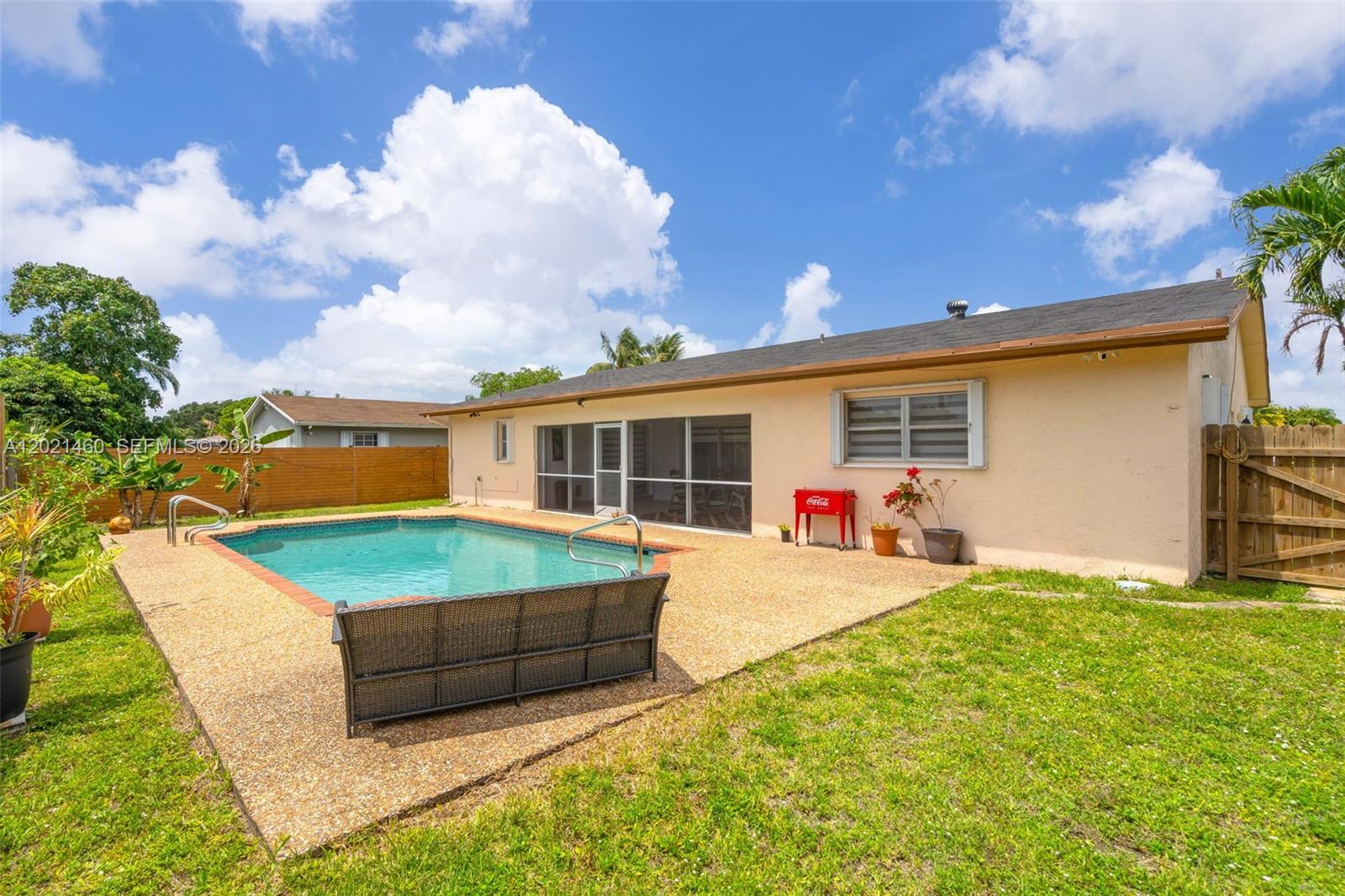 ORIOLE MARGATE SEC 6 - Residential