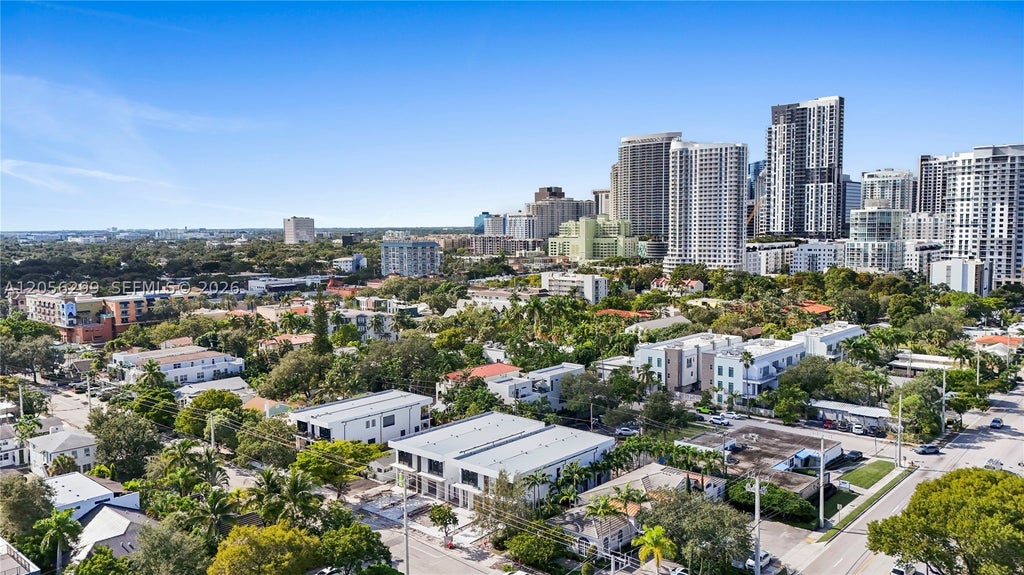 Photo of 17 SE 12th Avenue, Fort Lauderdale, FL 33301 (MLS # A12056299)