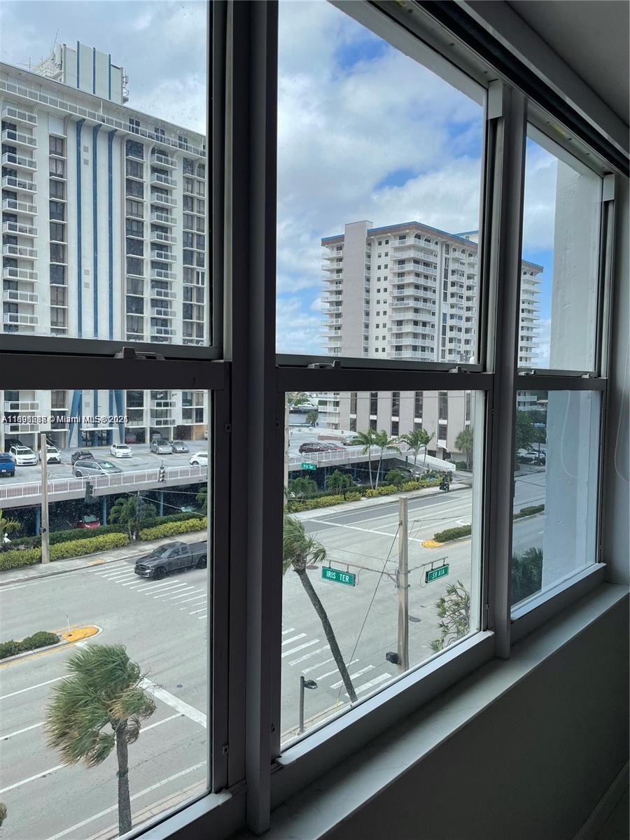 QUADOMAIN TOWER I AND IV - Residential Lease
