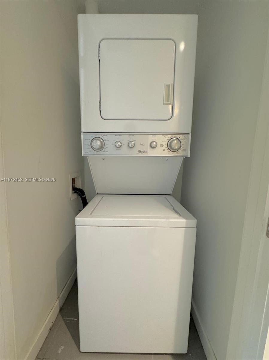 CANVAS CONDO - Residential