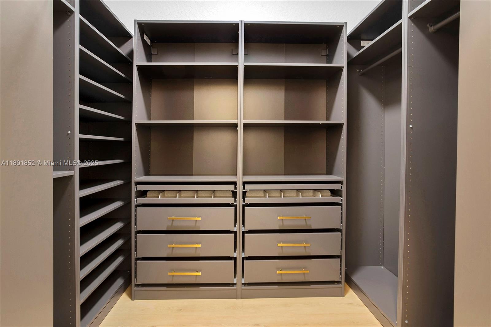 GREEN GLADES SOUTH - Residential