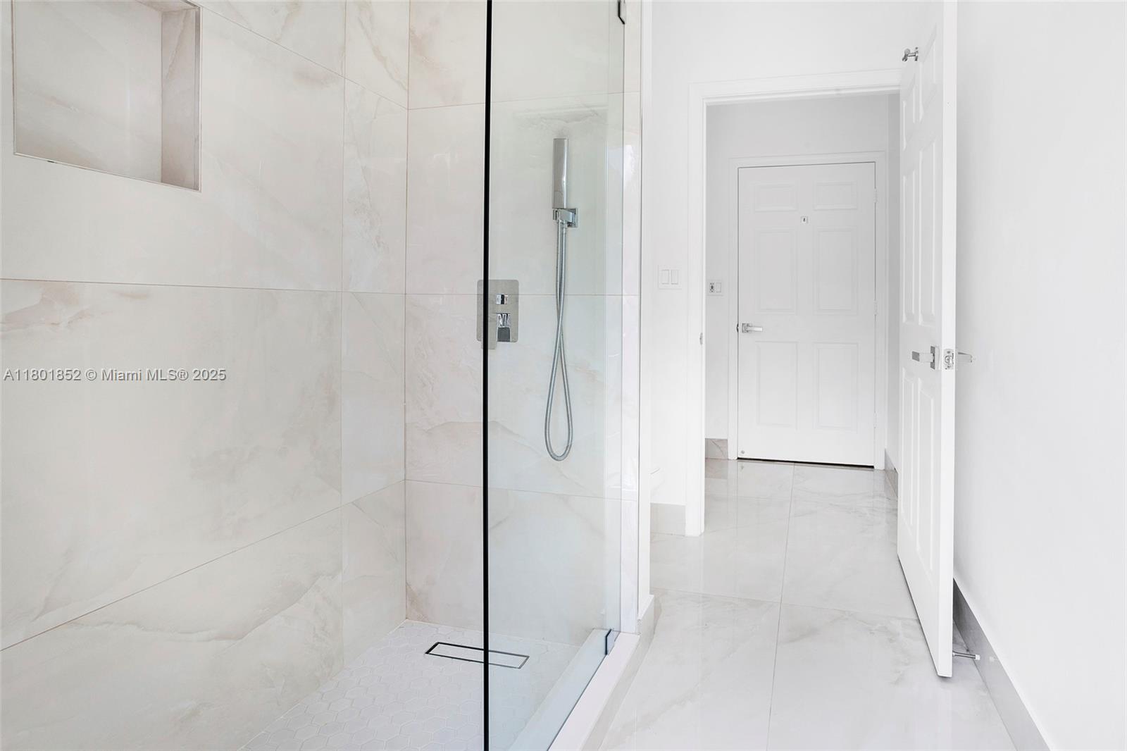 GREEN GLADES SOUTH - Residential