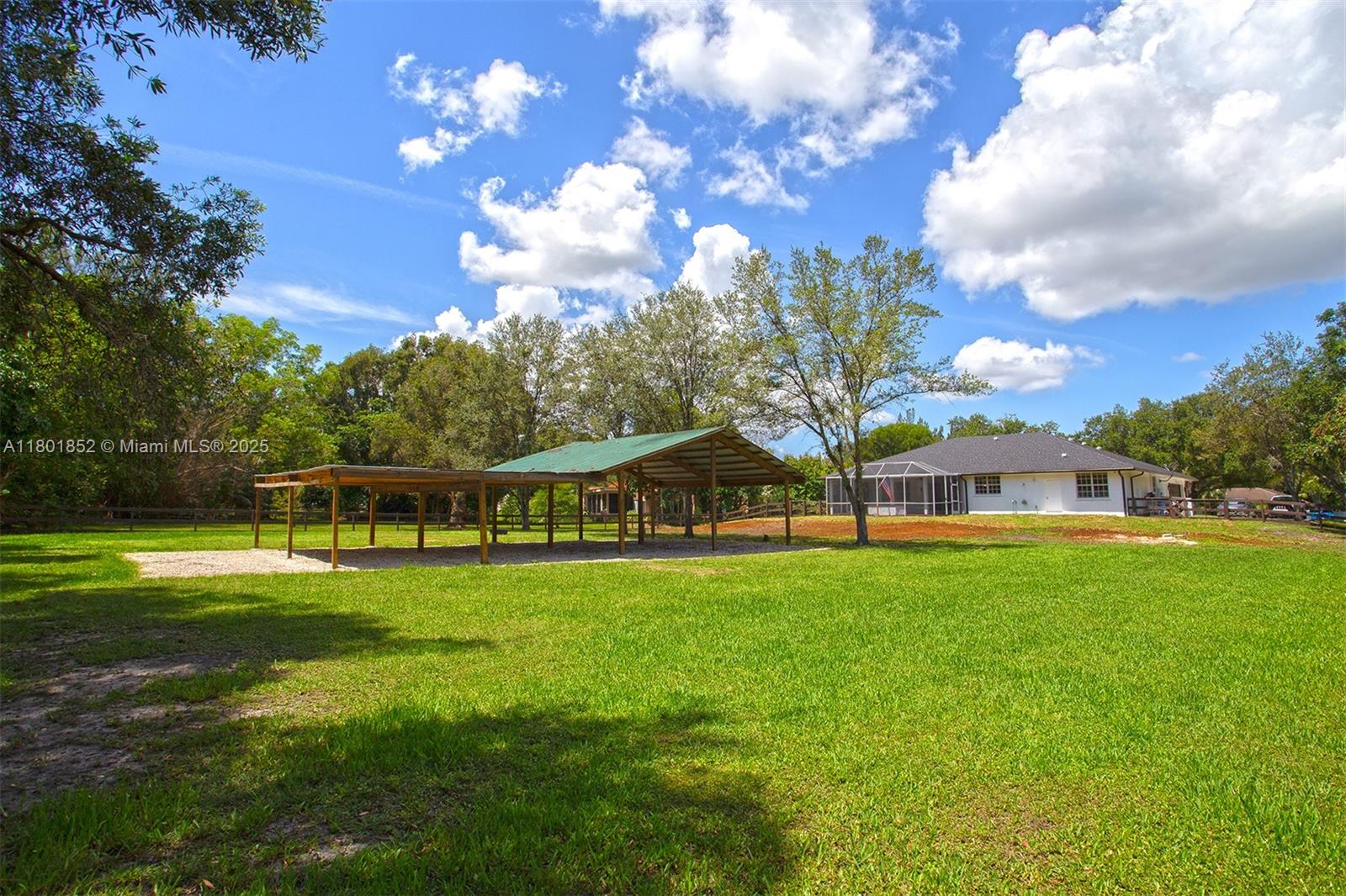 GREEN GLADES SOUTH - Residential
