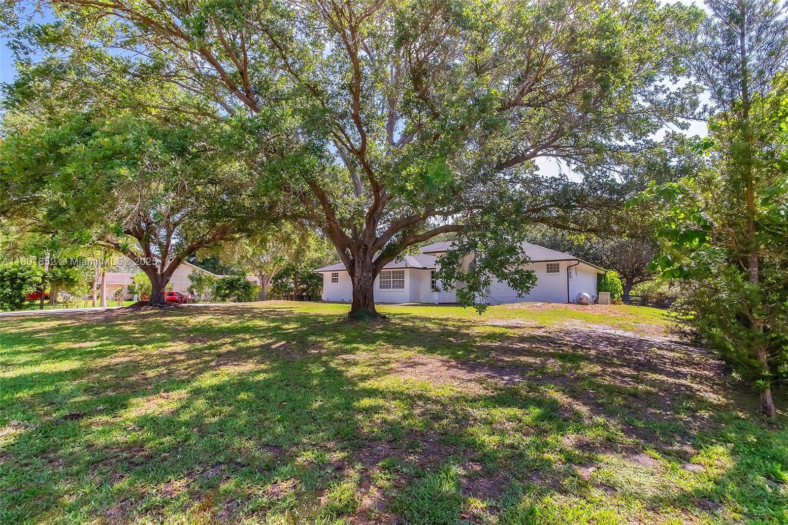 GREEN GLADES SOUTH - Residential