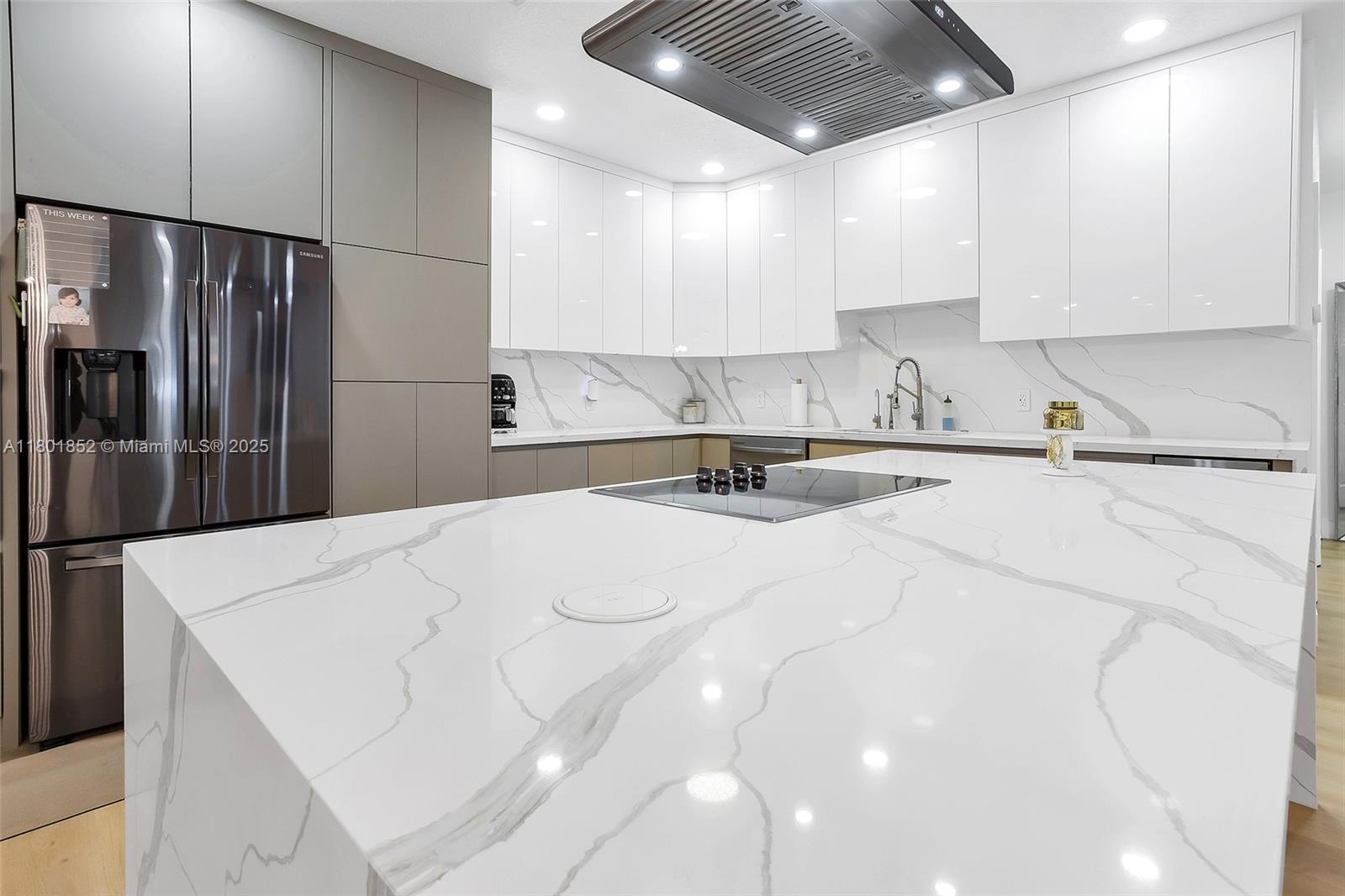 GREEN GLADES SOUTH - Residential