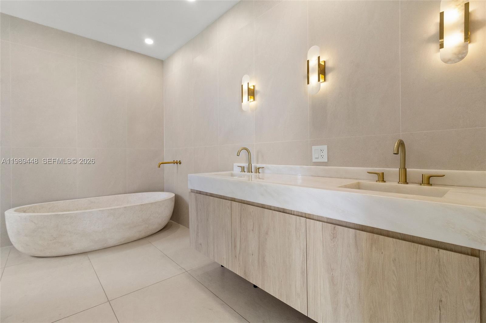 PRINCE GEORGE ARMS CONDO - Residential