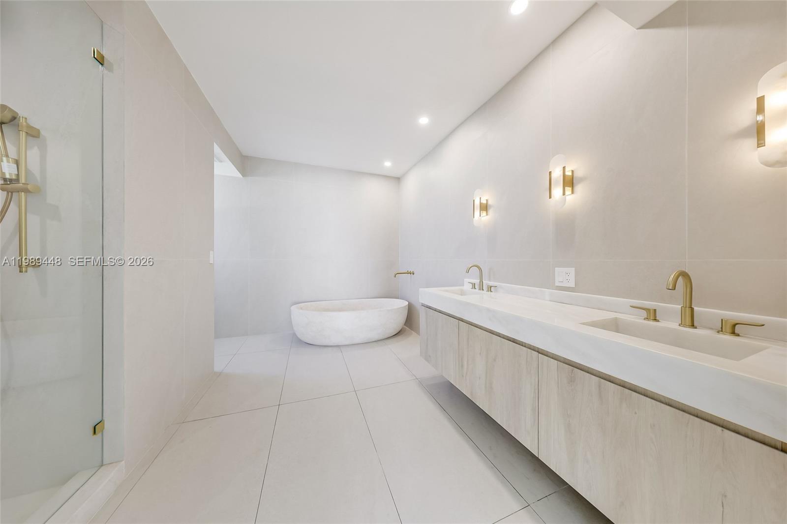 PRINCE GEORGE ARMS CONDO - Residential