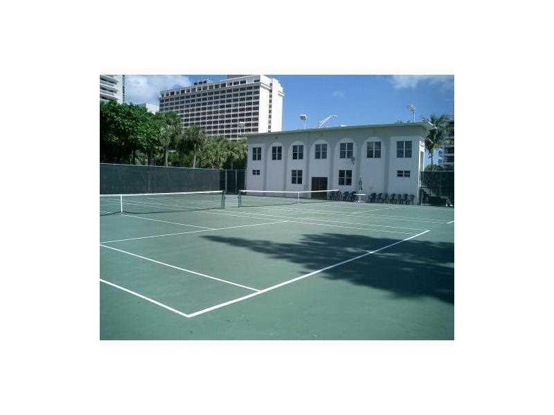 THE CARRIAGE HOUSE CONDO - Residential Lease