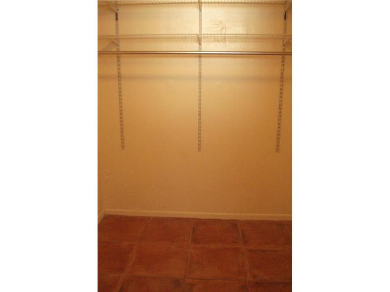 THE CARRIAGE HOUSE CONDO - Residential Lease