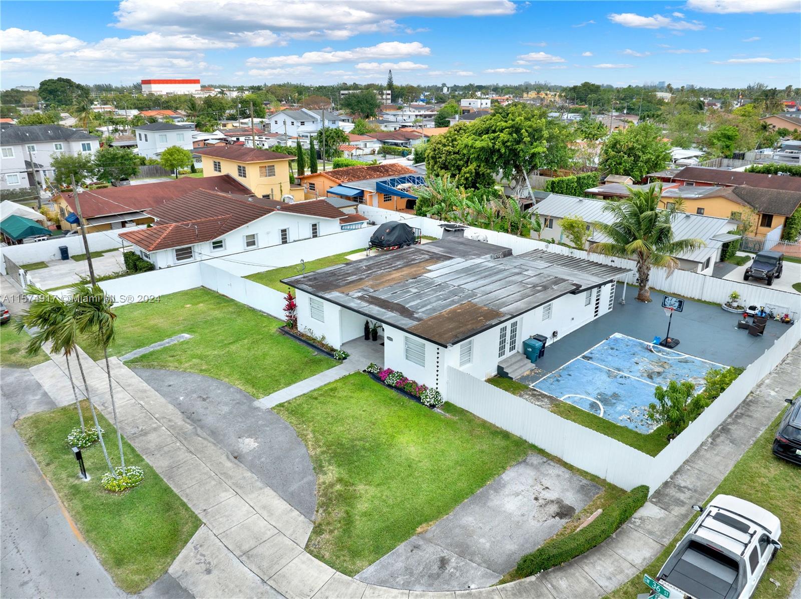BIRD ROAD HIGHLANDS - Residential