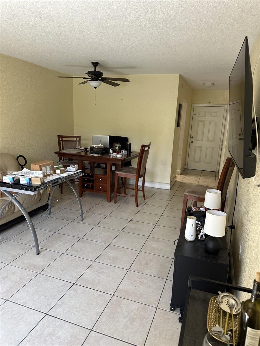 120 Royal Palm Rd 215