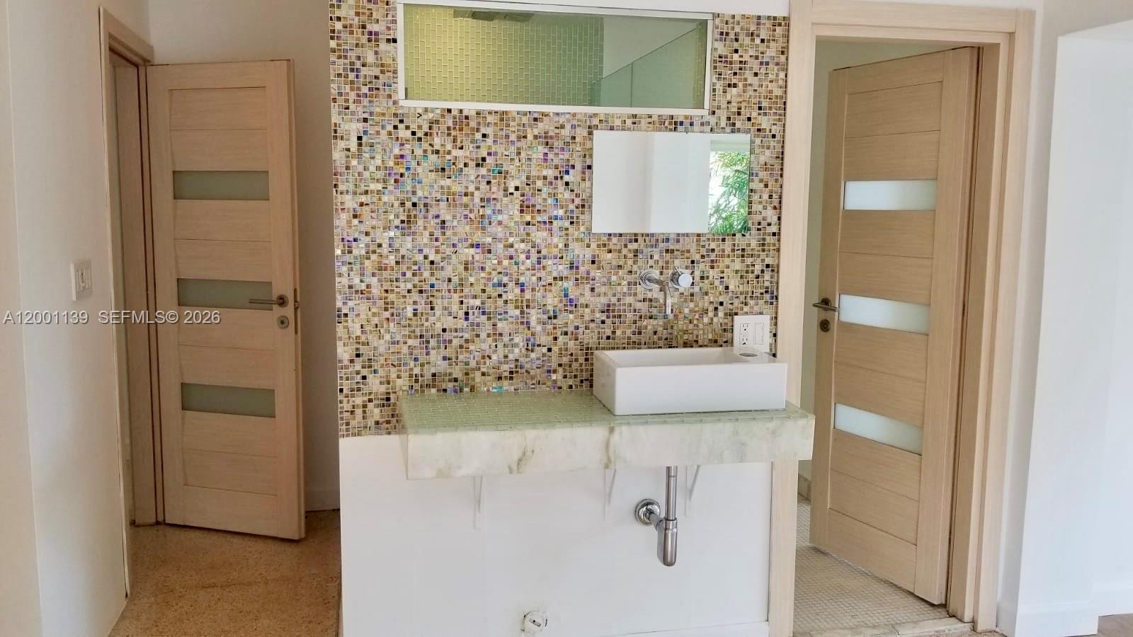 ALTOS DEL MAR NO 5 - Residential Lease