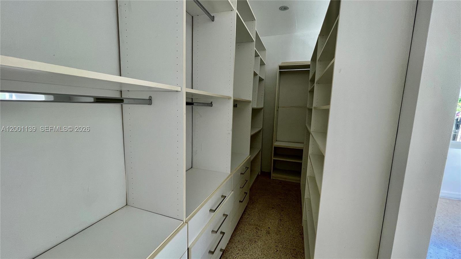 ALTOS DEL MAR NO 5 - Residential Lease