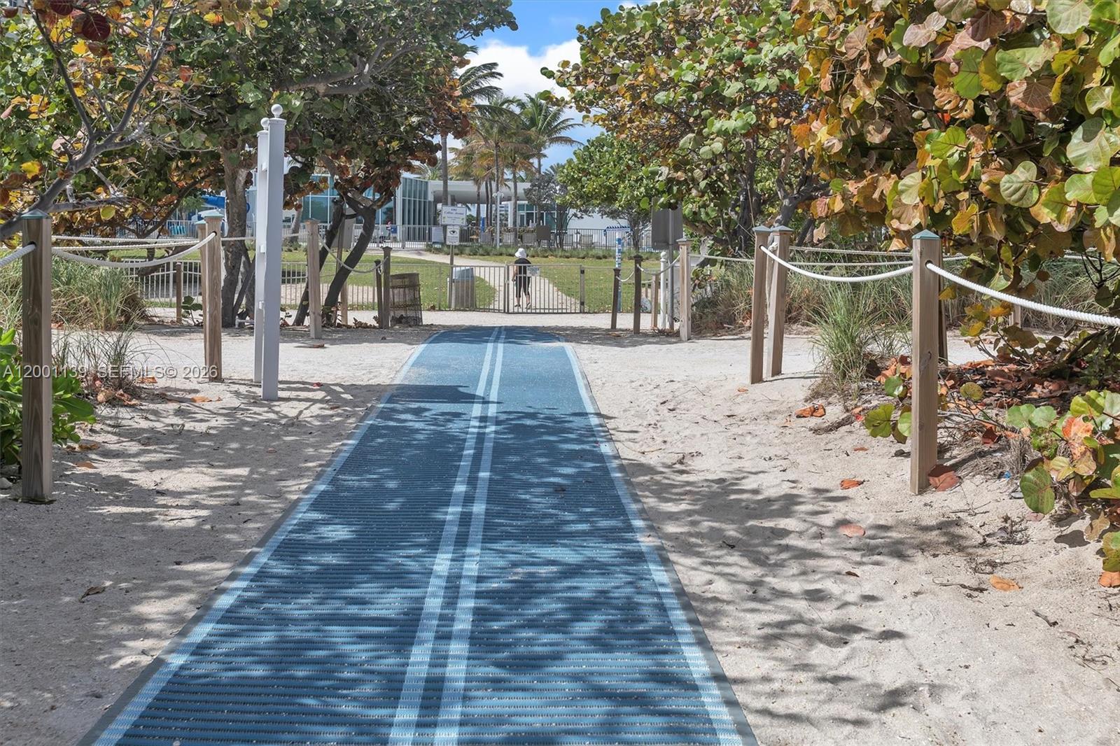 ALTOS DEL MAR NO 5 - Residential Lease