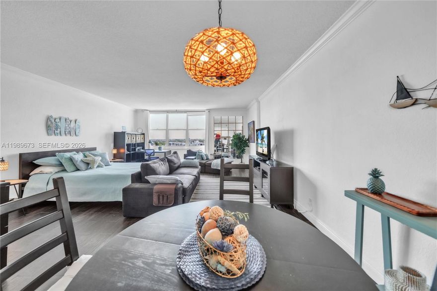 Beautifully furnished studio located in the prestigious oceanfront building The Wave on Hollywood Beach. This bright and well-maintained unit features an open layout, modern finishes, and floor-to-ceiling windows offering abundant natural light. Enjoy resort-style living with direct beach access, oceanfront pool, fitness center, 24-hour security, valet service, and more.
Prime location just minutes from Hollywood Broadwalk, restaurants, shopping, and entertainment. Perfect for those seeking a comfortable and convenient coastal lifestyle.
Available for annual lease. Seasonal inquiries may be considered depending on terms—contact listing agent for details.