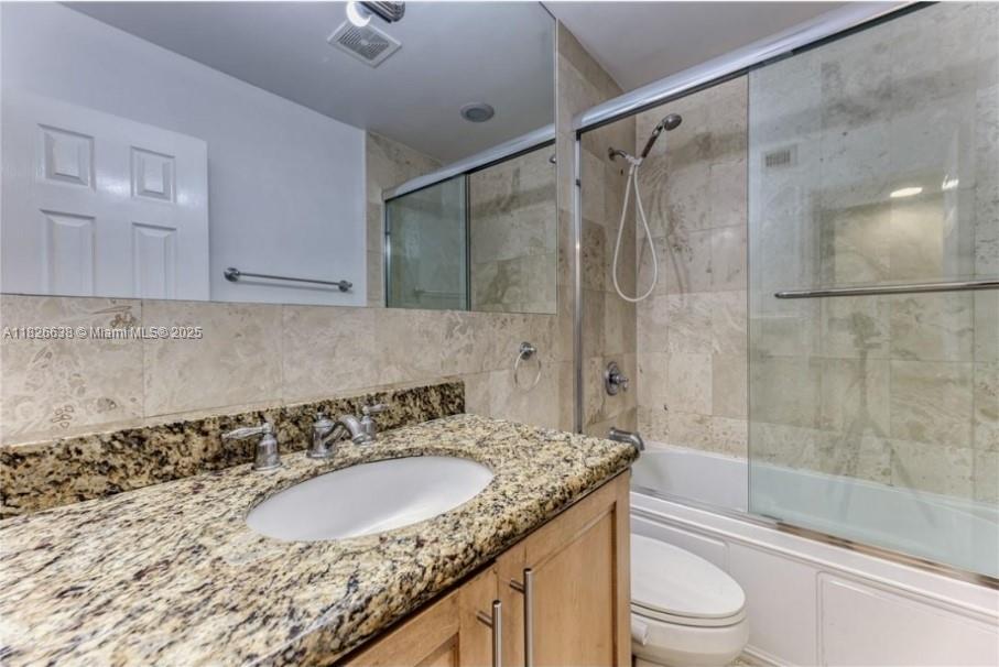 530 NE 15th Ct 6