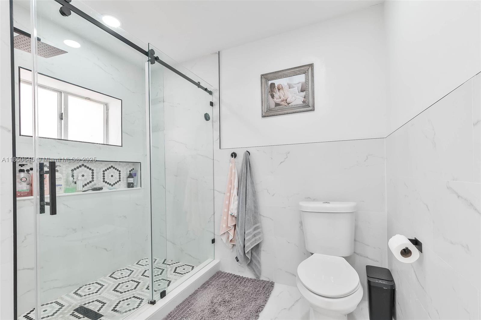 DORAL GREENS - Residential