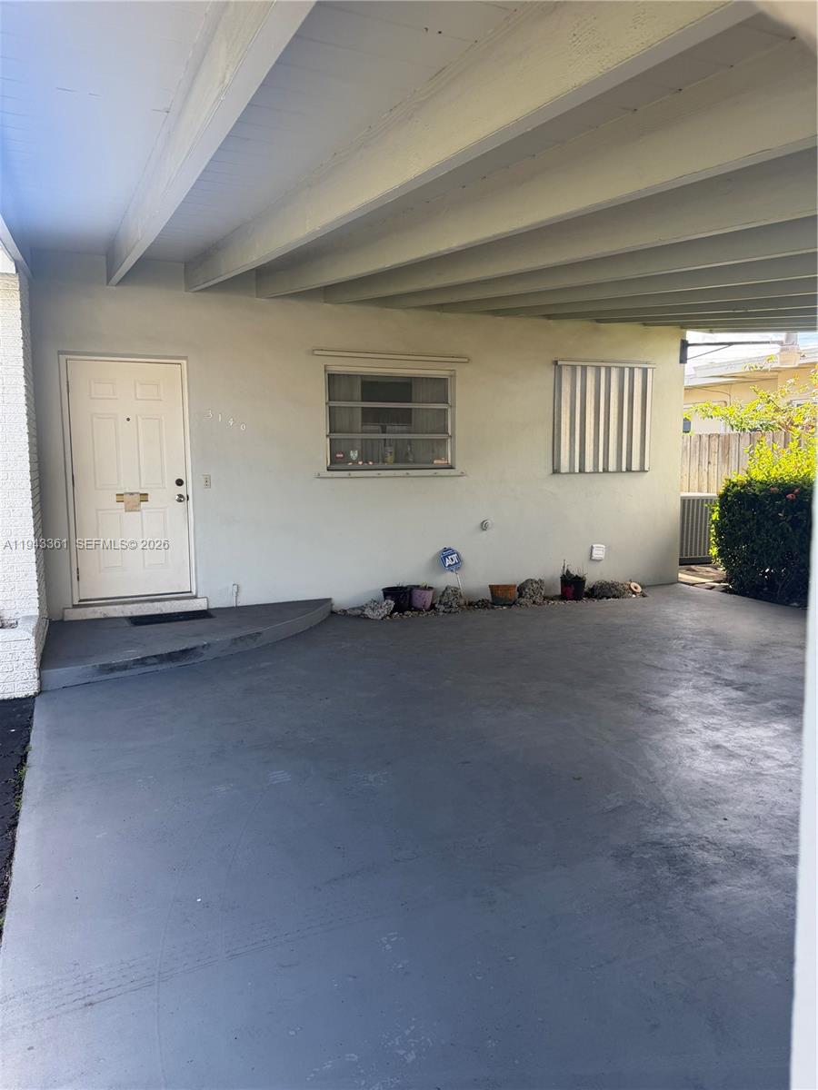 CENTRAL GOLF SEC OF HOLLY - Residential