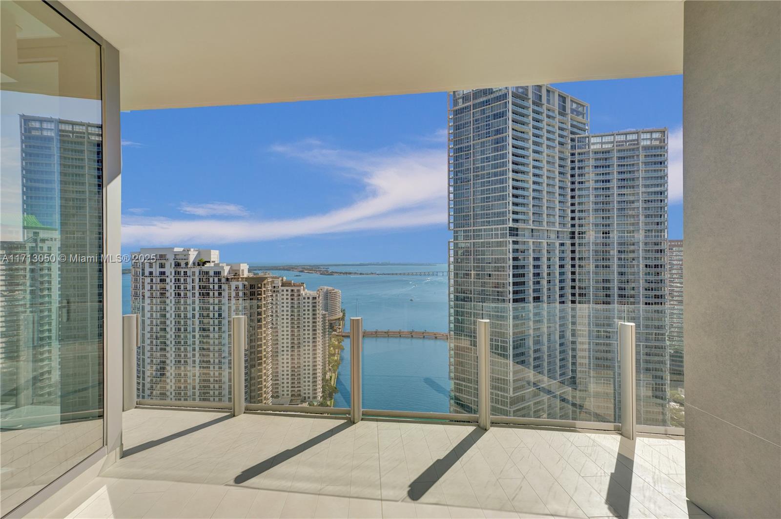 ASTON MARTIN RESIDENCES - Residential