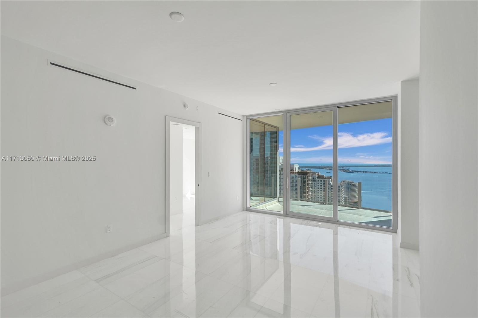 ASTON MARTIN RESIDENCES - Residential
