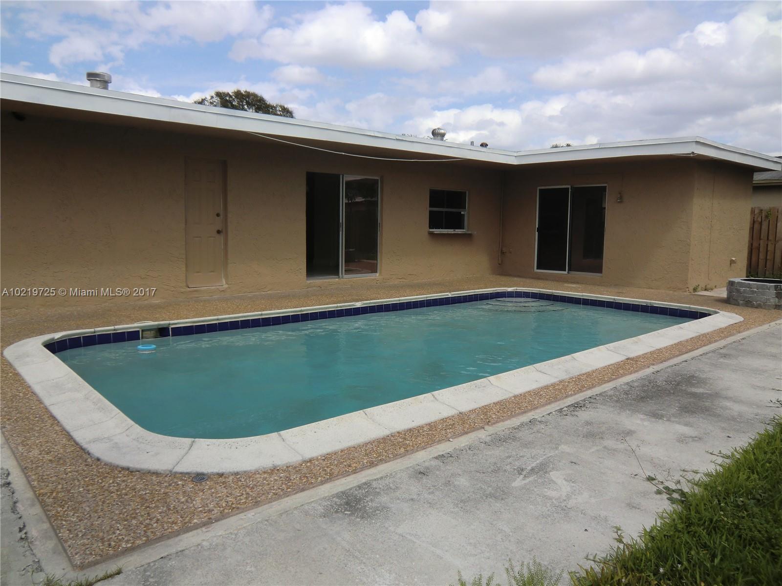 Sunrise Golf Village Sec - Residential