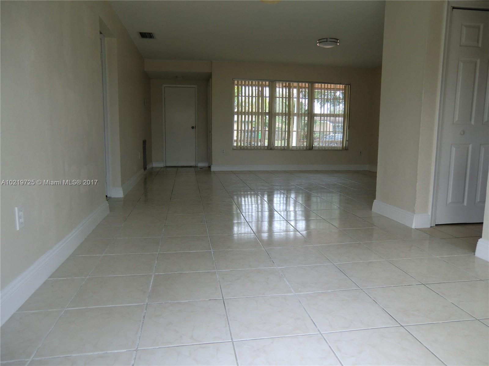 Sunrise Golf Village Sec - Residential