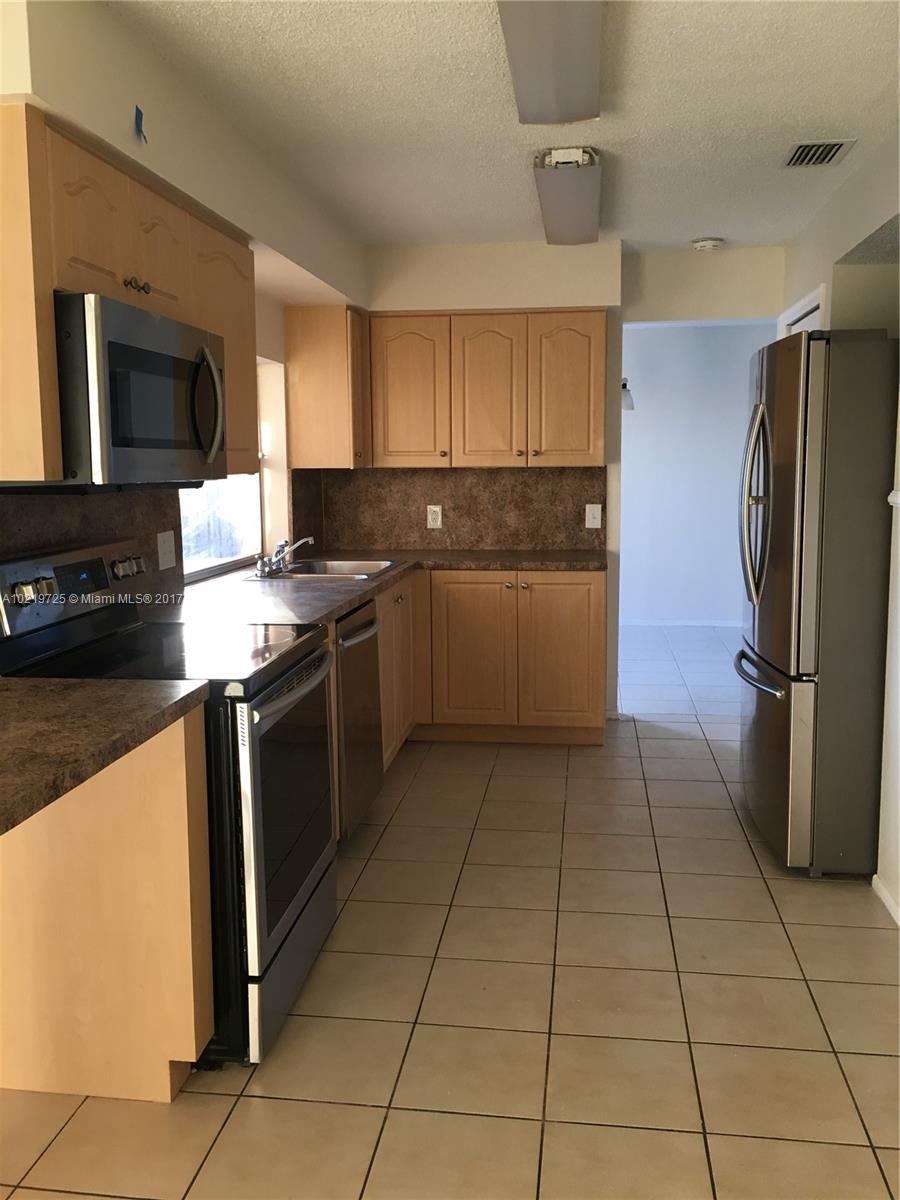 Sunrise Golf Village Sec - Residential