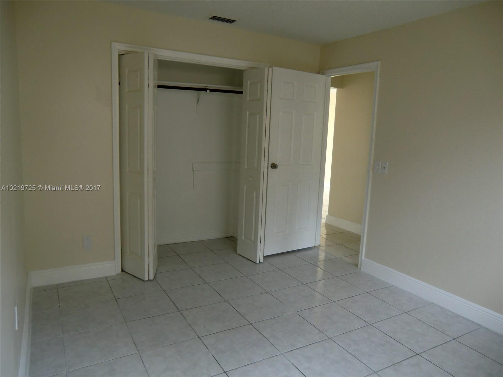 Sunrise Golf Village Sec - Residential