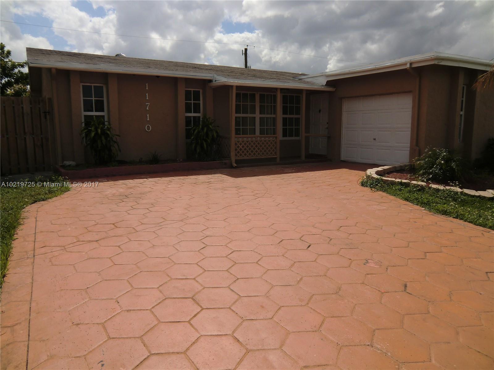 Sunrise Golf Village Sec - Residential