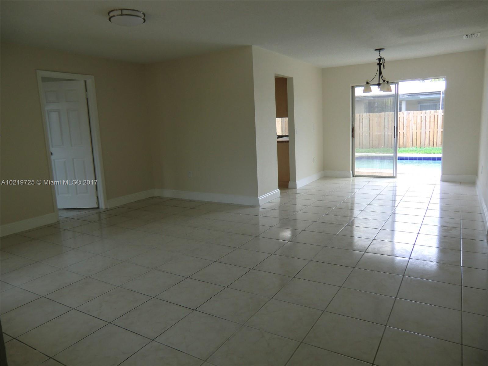 Sunrise Golf Village Sec - Residential