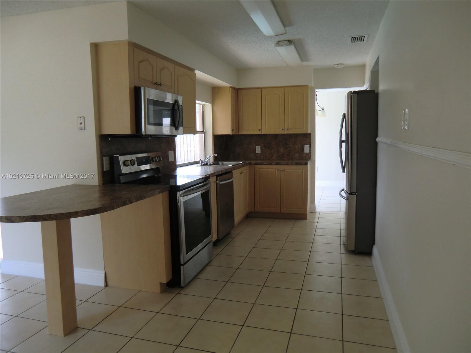 Sunrise Golf Village Sec - Residential