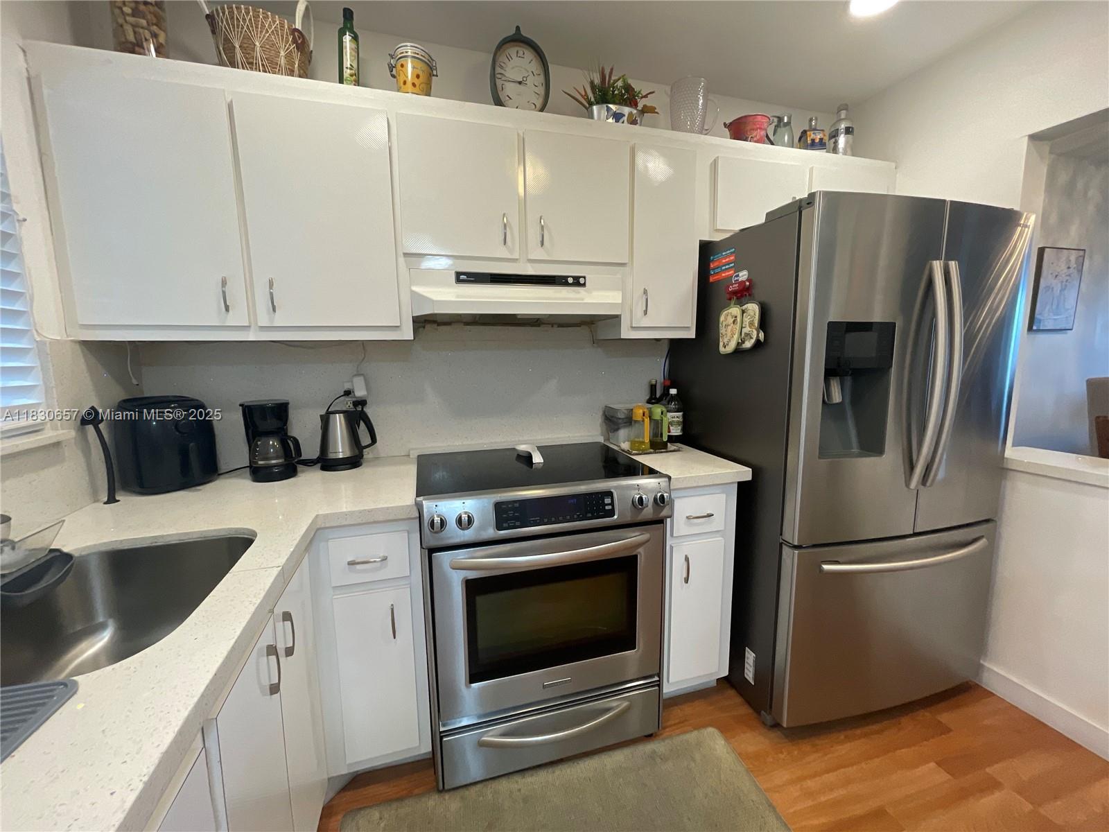 SUNRISE LAKES 87 CONDO - Residential