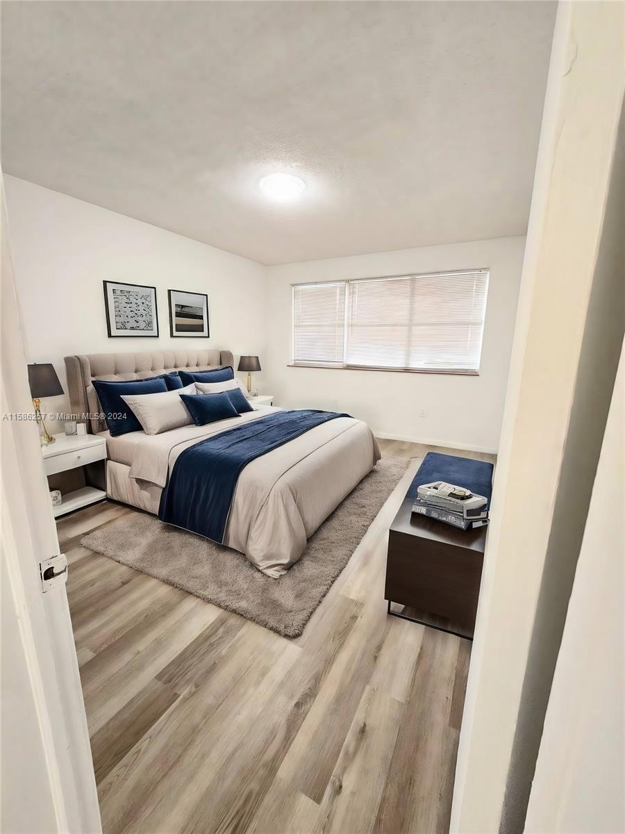 MARSEILLES DECO CONDO - Residential