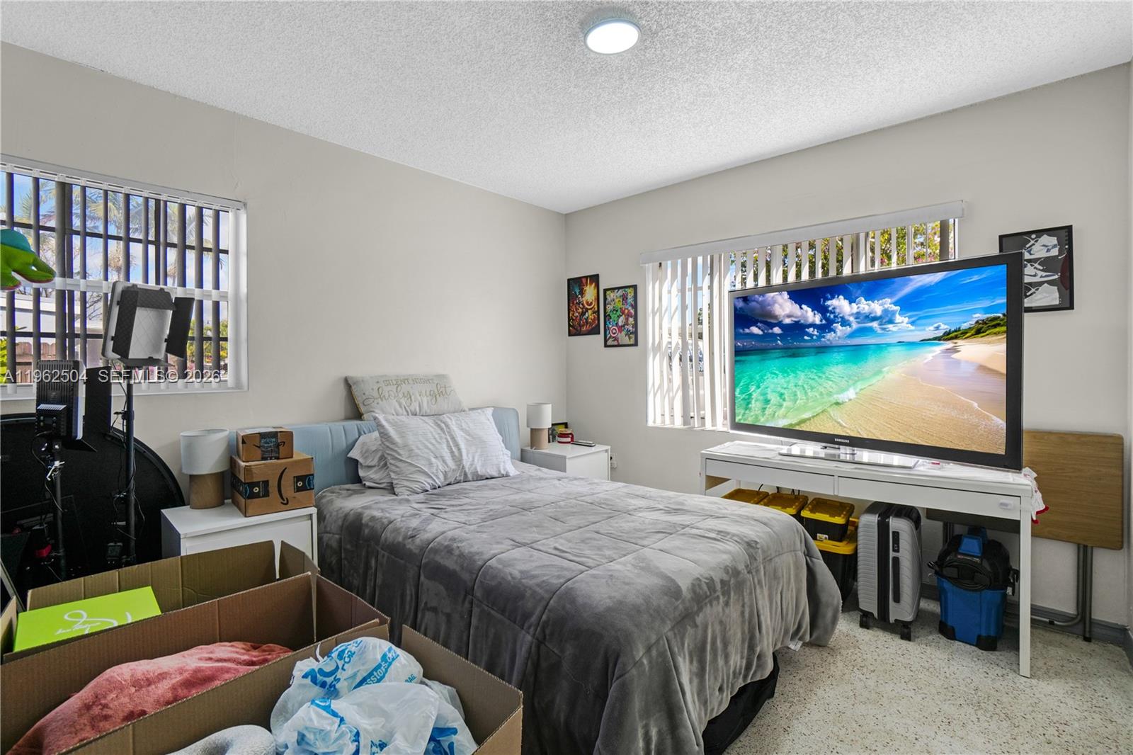 TROPICAL ESTATES - Residential