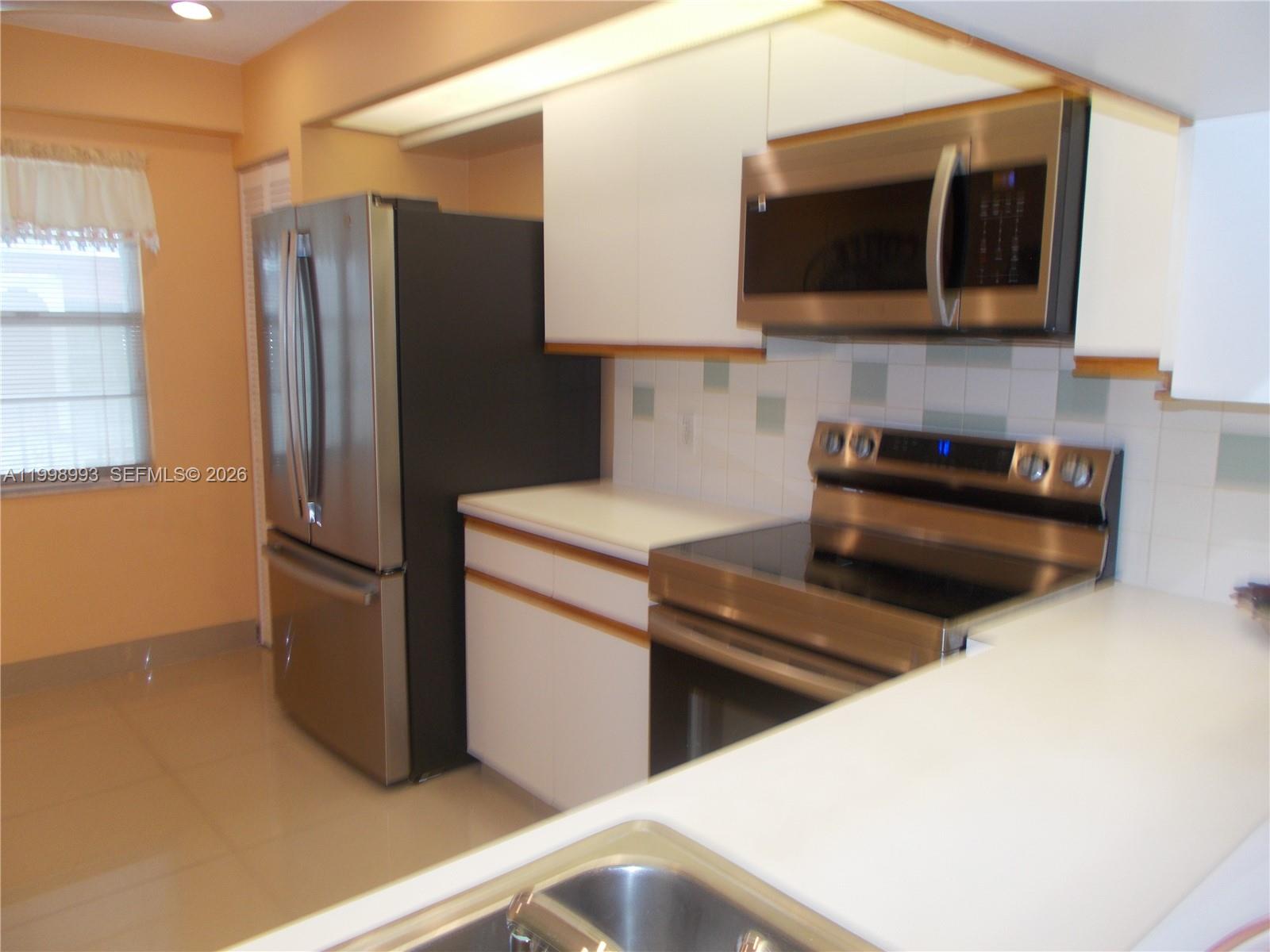 IVANHOE EAST AT CENTURY V - Residential