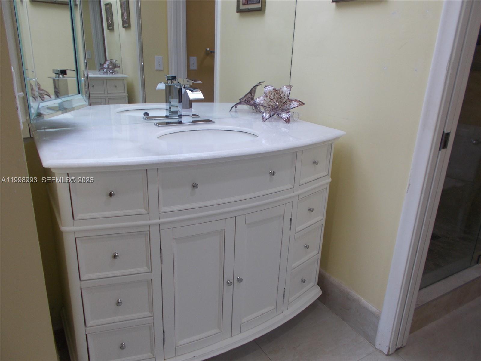 IVANHOE EAST AT CENTURY V - Residential