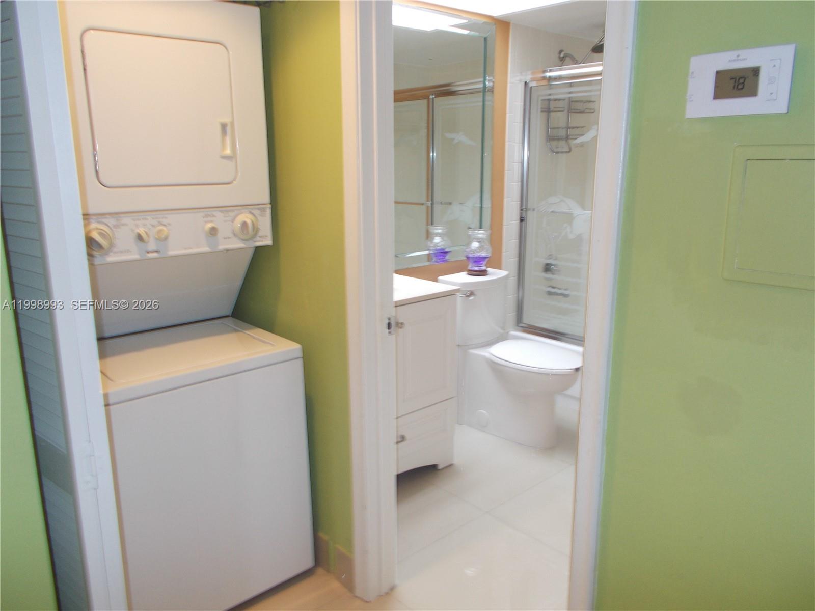 IVANHOE EAST AT CENTURY V - Residential