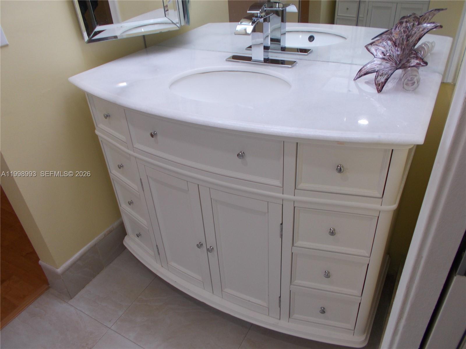 IVANHOE EAST AT CENTURY V - Residential