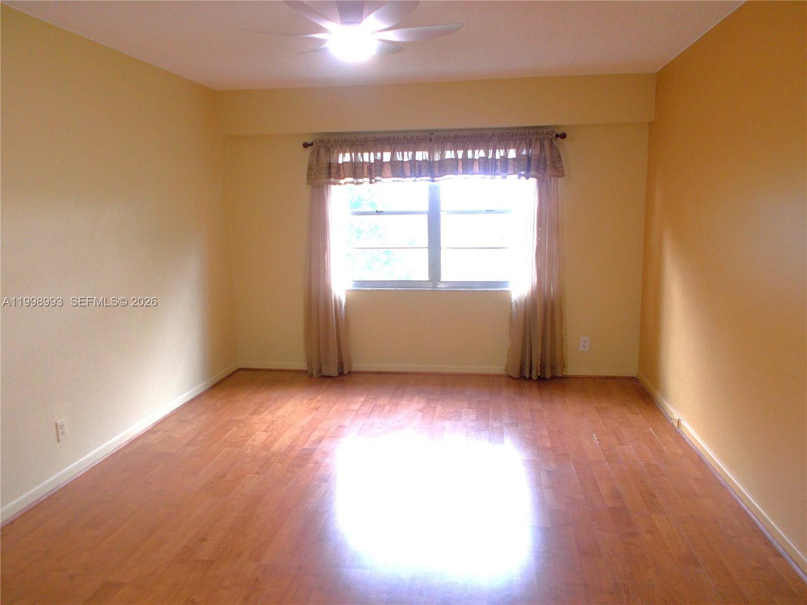 IVANHOE EAST AT CENTURY V - Residential