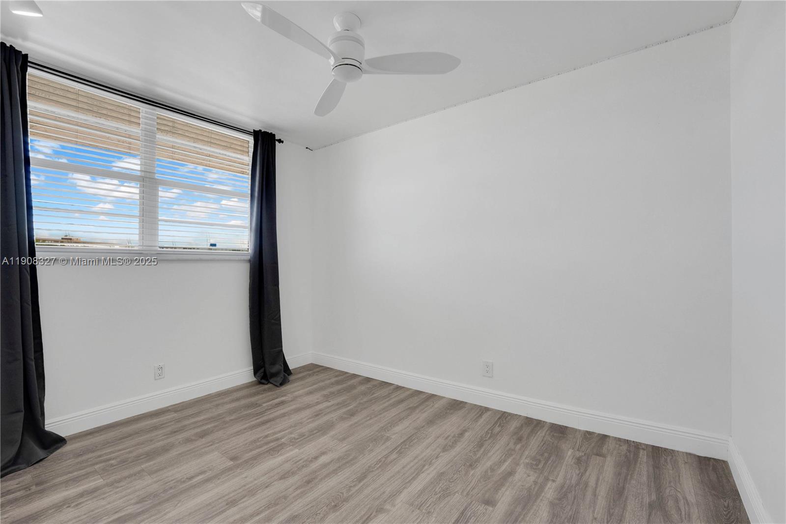 TALLWOOD NORTH CONDO - Residential