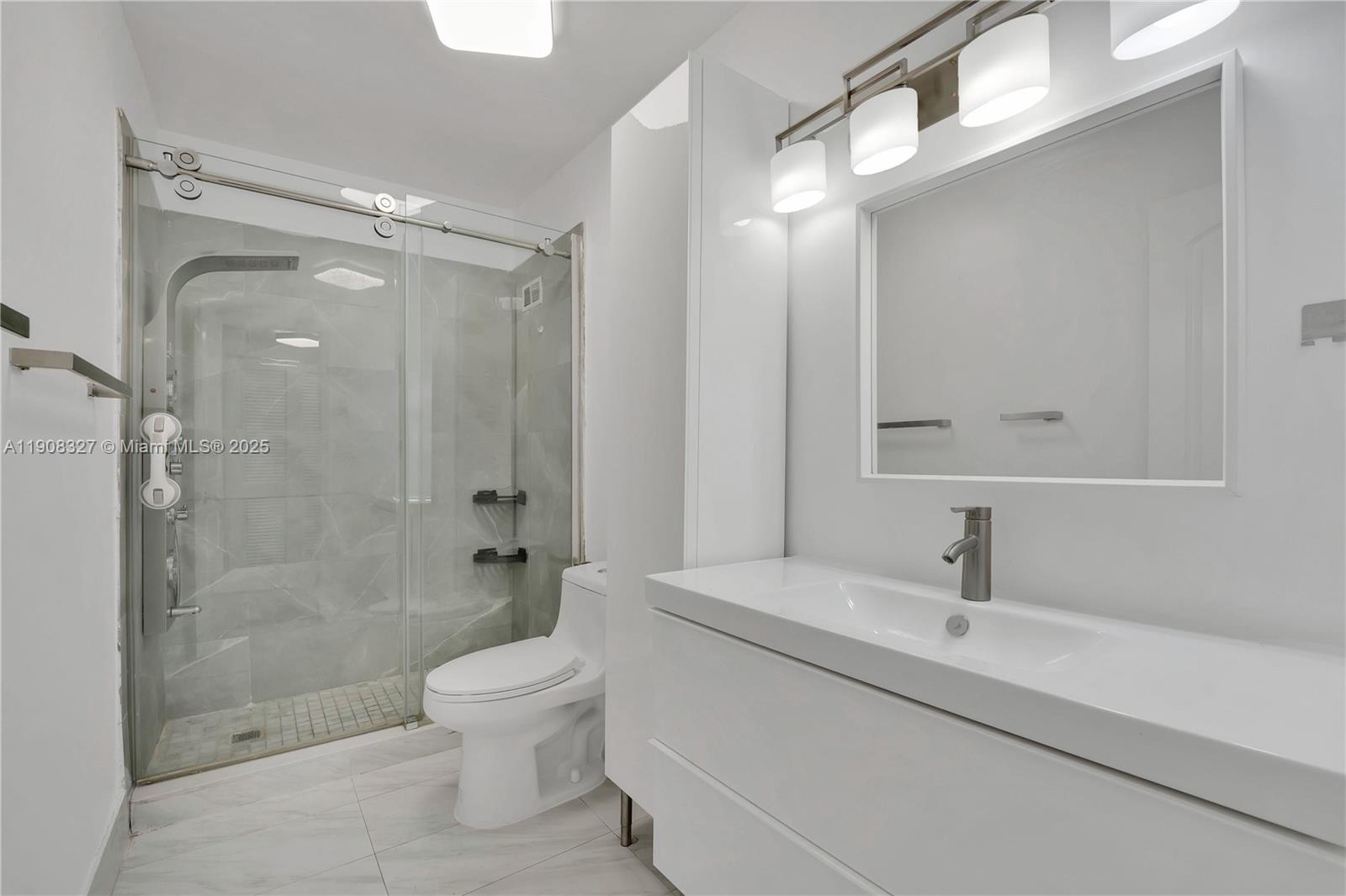 TALLWOOD NORTH CONDO - Residential