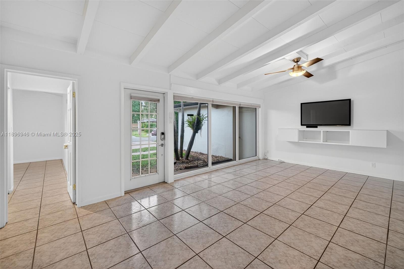 Lauderdale Isles - Residential