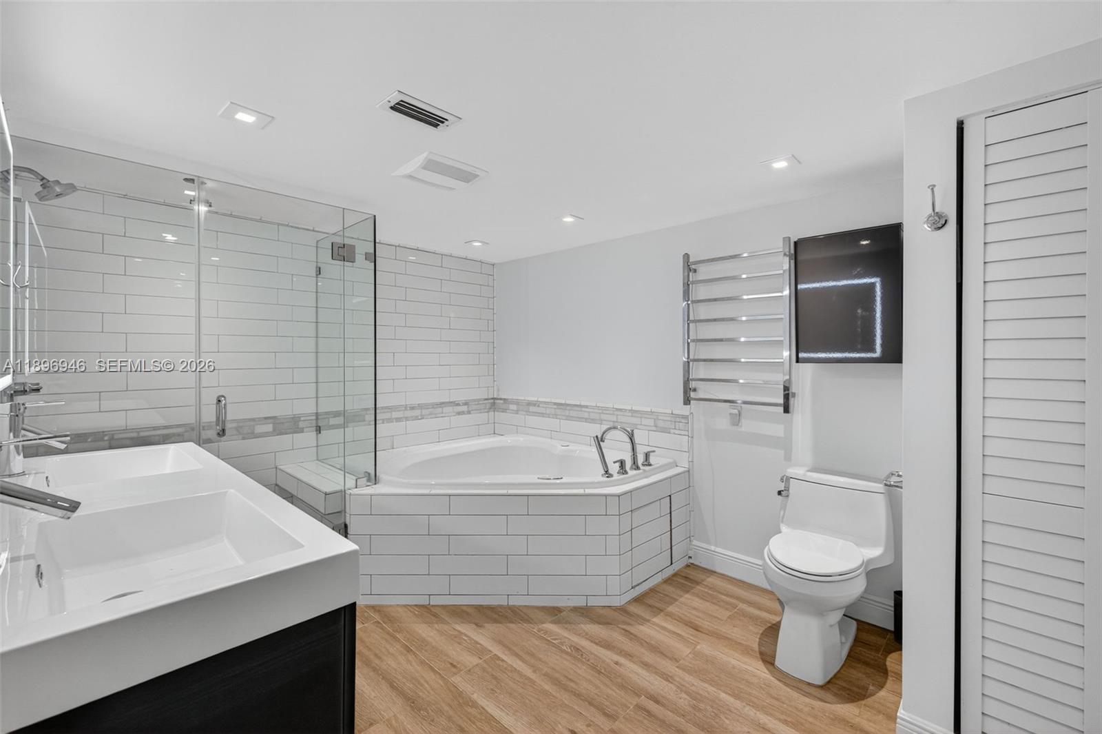 Lauderdale Isles - Residential