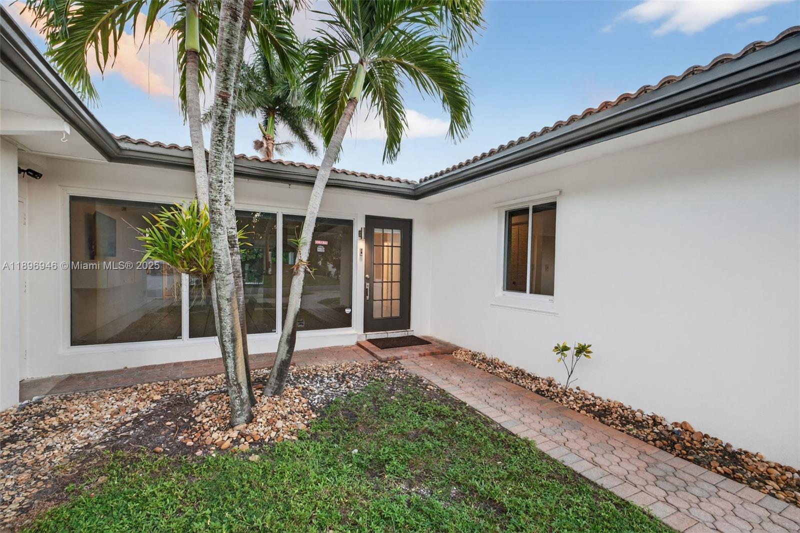 Lauderdale Isles - Residential