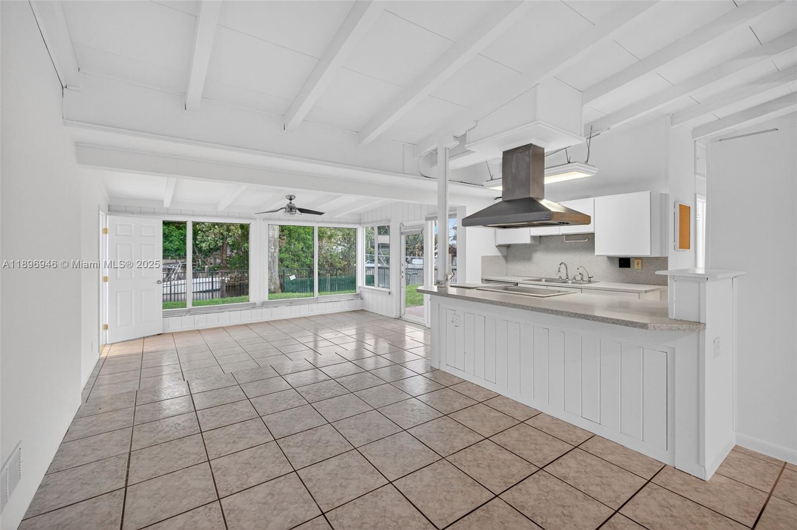 Lauderdale Isles - Residential