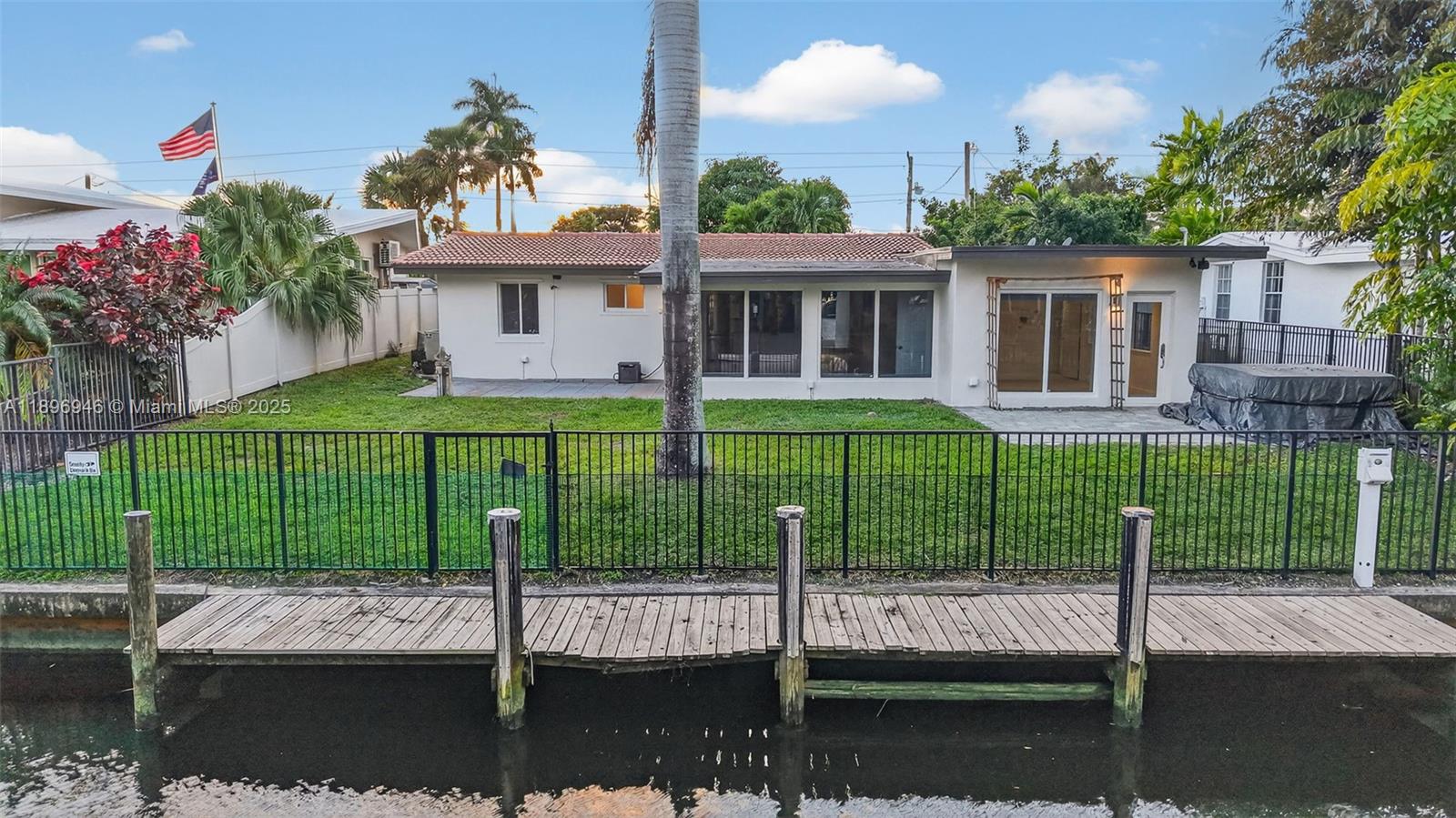 Lauderdale Isles - Residential